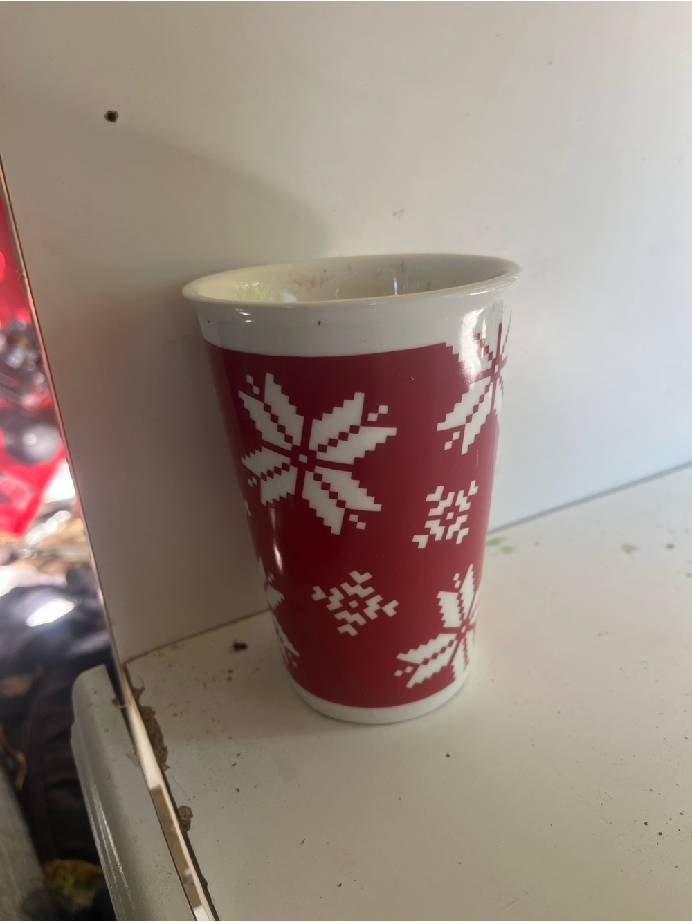 Red Snowflake Holiday Ceramic Tumbler